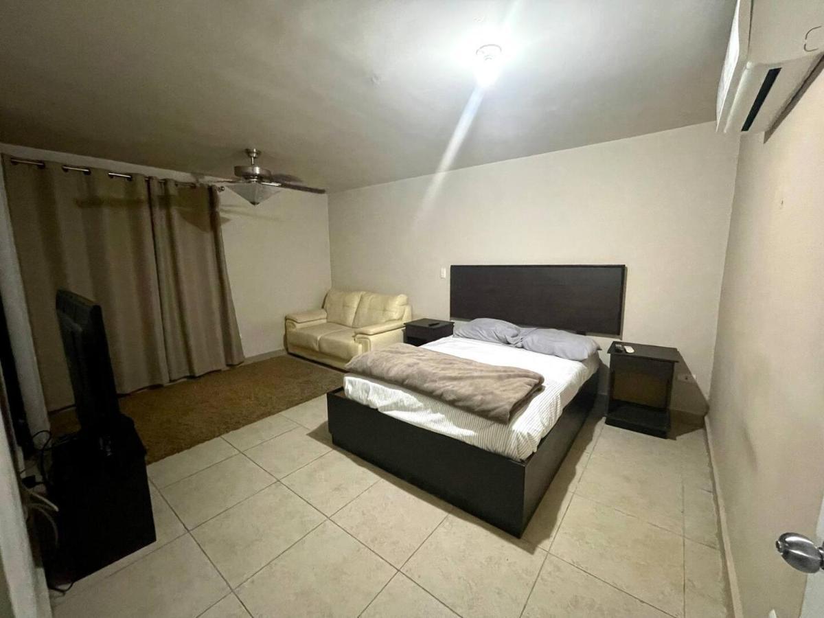 Altabrisa Residencial Villa Monterrey Exterior foto
